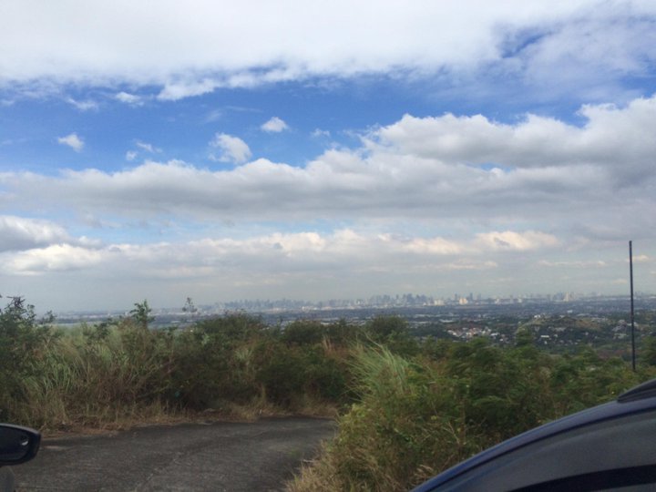 Overlooking lot in Binangonan, Rizal with 360 degrees views