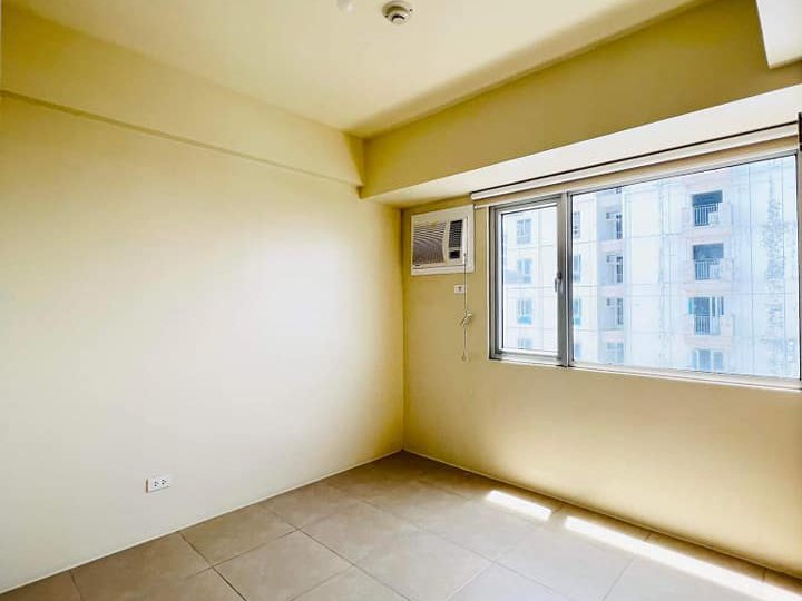 RENT TO OWN CONDO IN QUEZON CITY AVIDA CLOVERLEAF NEAR LRT STATION