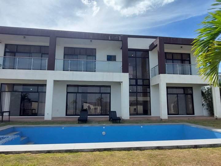 For Sale Villa with own Swimming pool in Sunvalley Clark