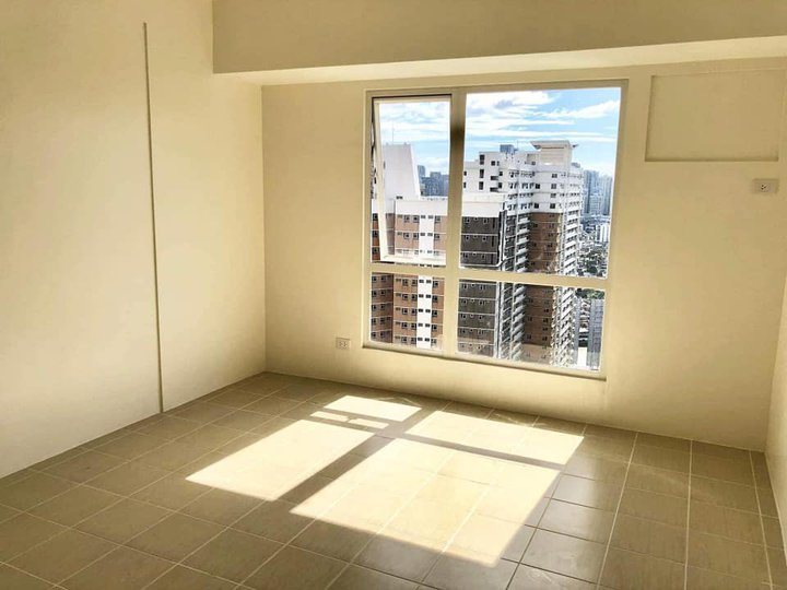 Affordable Condo in Mandaluyong 15K Monthly Rent to Own Studio 24 sq.m