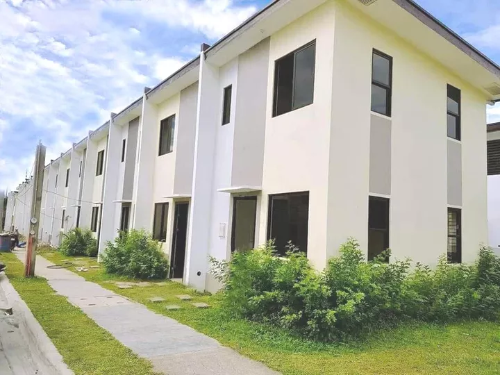 2BR Westdale Townhouse For Sale in Tanza Cavite