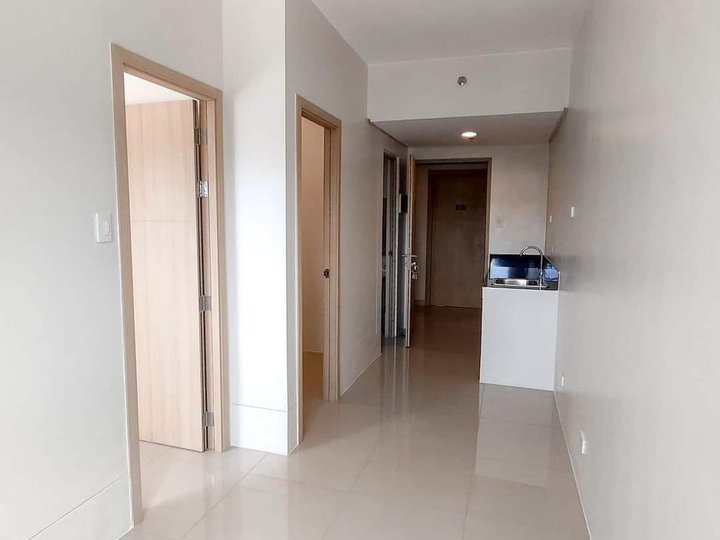 2BR Condo unit in Cainta Charm Residences SMDC