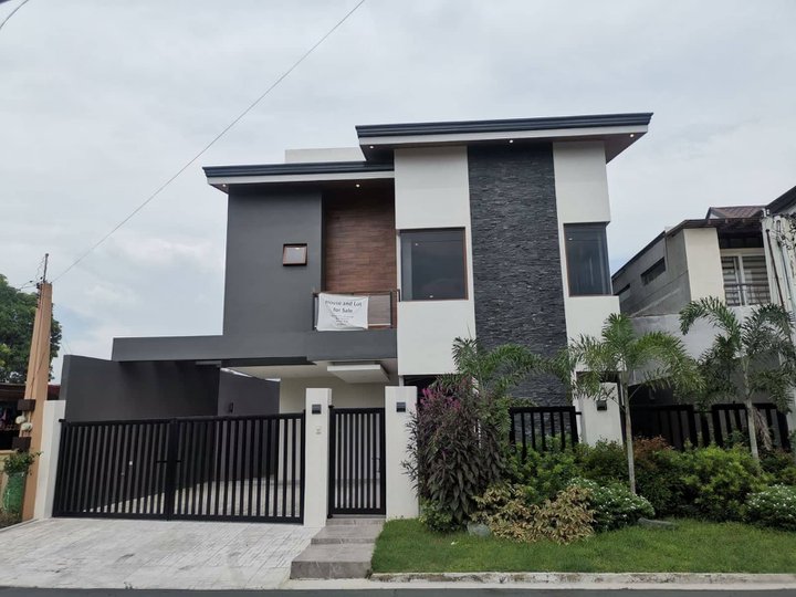 FOR SALE: Merville Park Subdivision, 2 Storey House and Lot