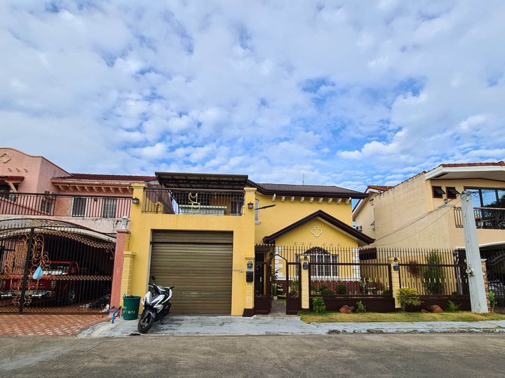 Fully furnished detached house and lot in a gated upscale subdivision.