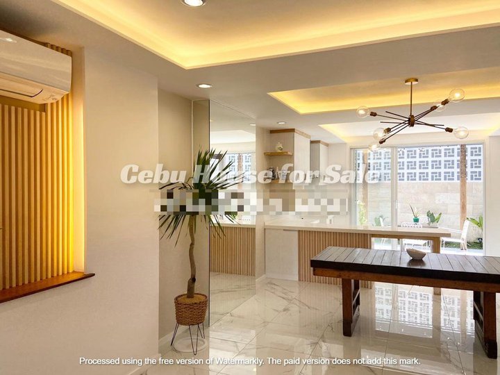5-bedroom Single Attached House For Sale in Guadalupe