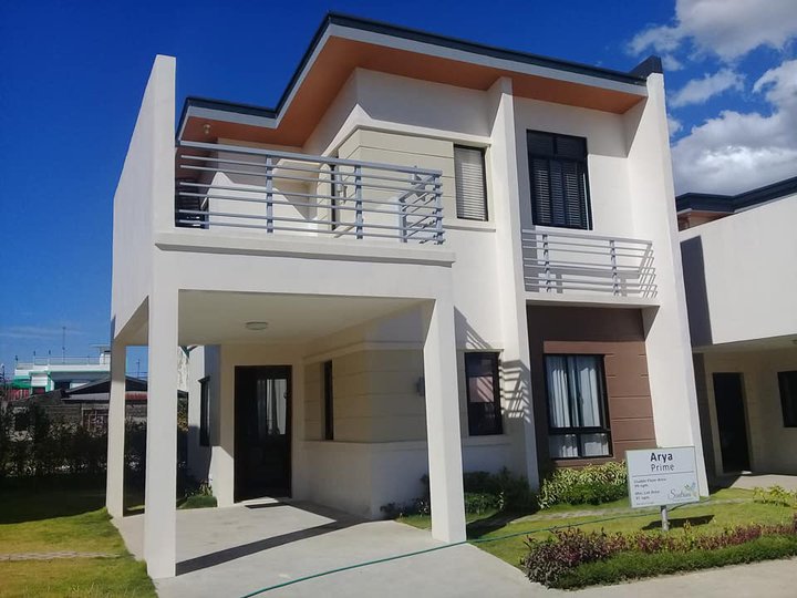 Fully Furnished 3-bedroom Single Attached House for Sale in Calamba Laguna