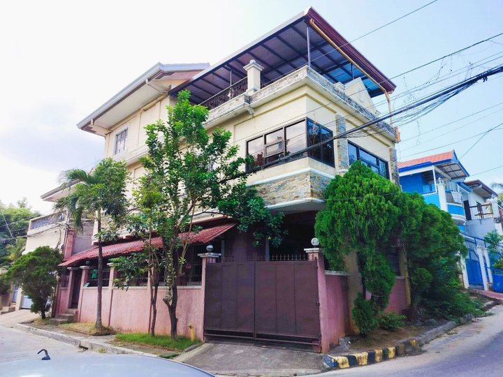 5bedroom Single Detached House For Sale in Taytay Rizal [House and Lot