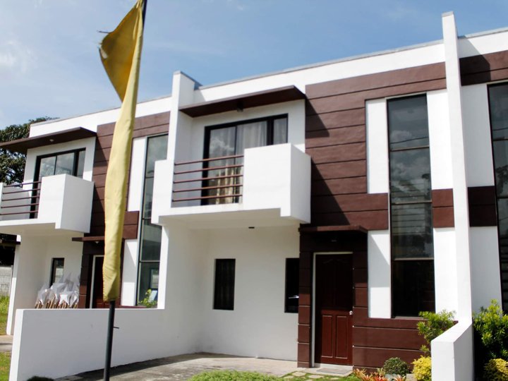 2-bedroom Townhouse For Sale in Dasmariñas Cavite