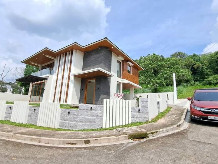 MODERN ASIAN HOUSE FOR SALE AT  ANTIPOLO