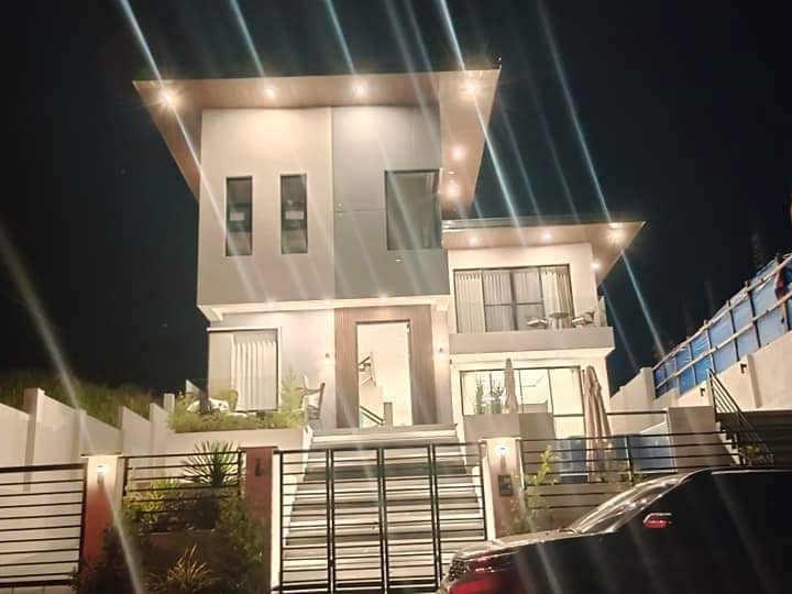 MODERN HOUSE AND LOT FOR SALE WITH SWIMMING POOL AT ANTIPOLO