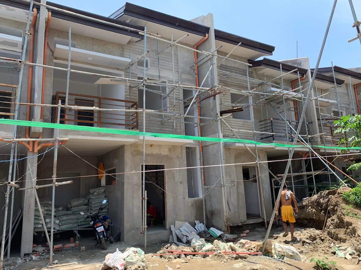 Pre-selling 3-bedroom Townhouse For Sale in Cebu City Cebu