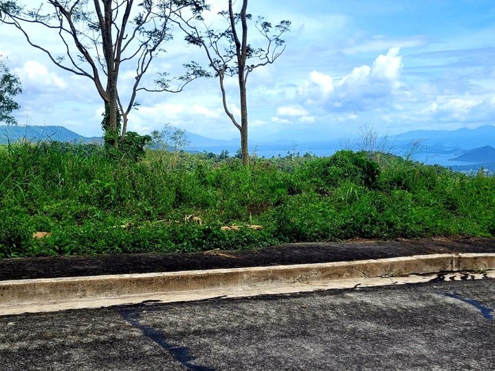 RESIDENTIAL LOT FOR SALE IN TAGAYTAY CITY
