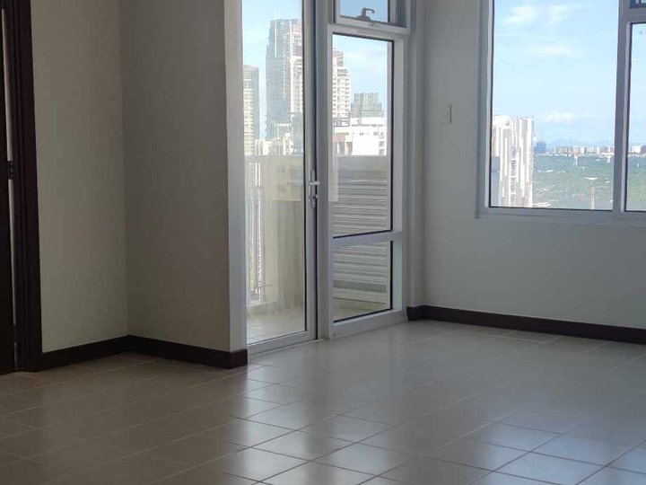three bedroom Condominium in rent to own READY FOR OCCUPANCY makati
