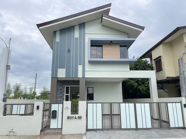 Ready for Occupancy Single Detached House For Sale in Imus Cavite