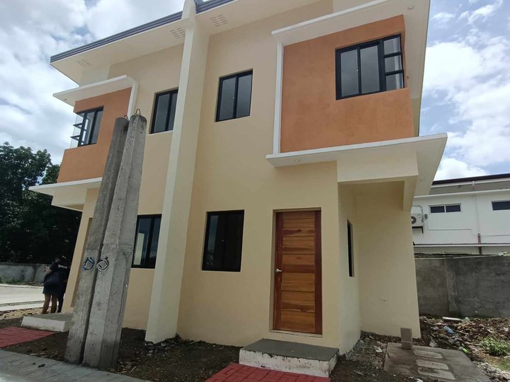 DUPLEX HOUSE FOR SALE| 3BR COMPLETE|ALONG HIGHWAY