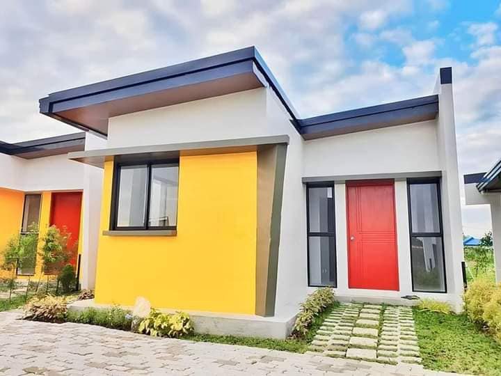 Bungalow Single Attached house and lot at Naic, Cavite