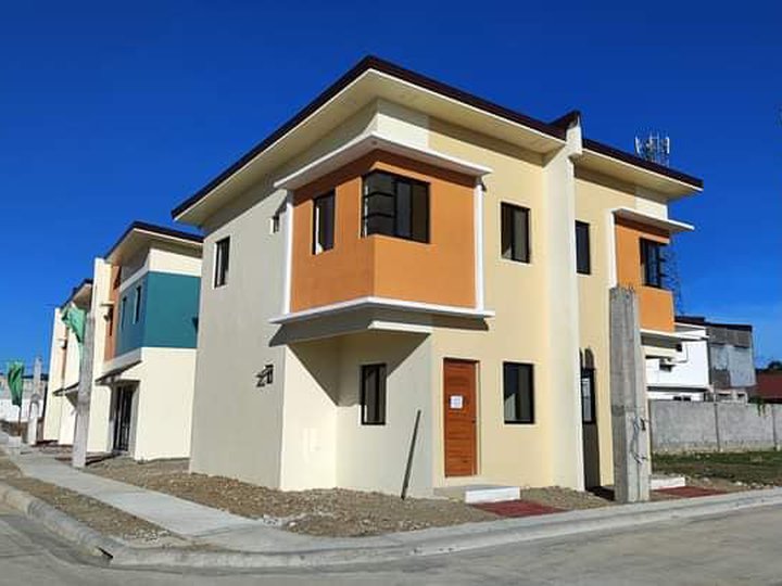 COMPLETE Twin/Duplex House in General Trias Cavite