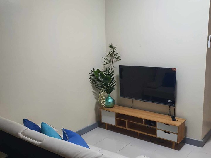 2 BEDROOM WITH PARKING CONDO FOR SALE IN LUMIERE RESIDENCES PASIG CITY