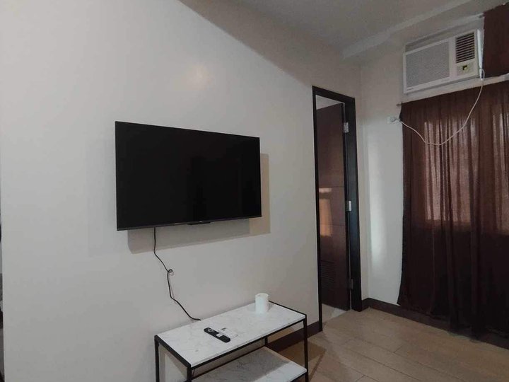 28.50 sqm 1-bedroom Condo For Sale in Makati Metro Manila