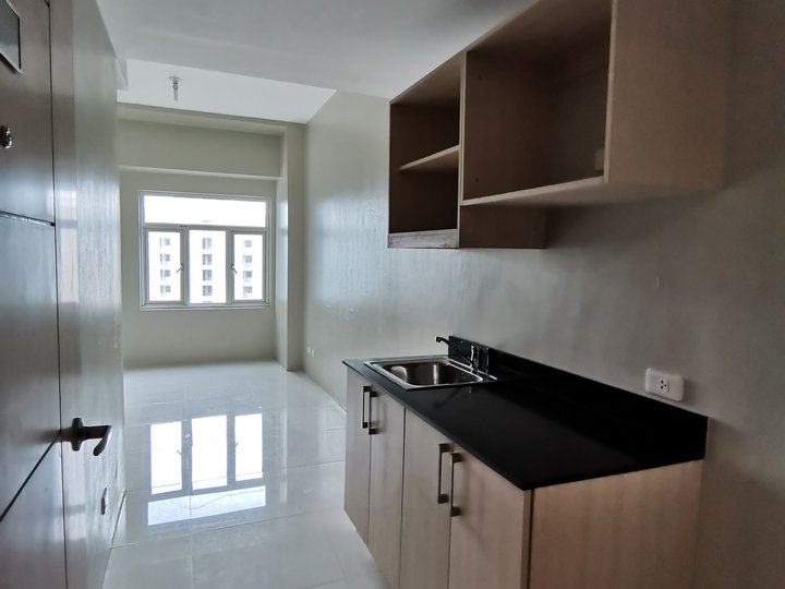 For Rent 1-bedroom Studio Condo in Quezon City