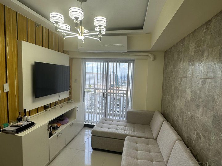 Lumiere Residences by DMCI - Fully Furnished 2 BR Corner Unit with Balcony plus Parking in Pasig