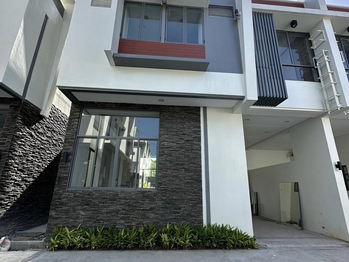 Ready For Occupancy 3-bedroom Townhouse For Sale in Quezon City