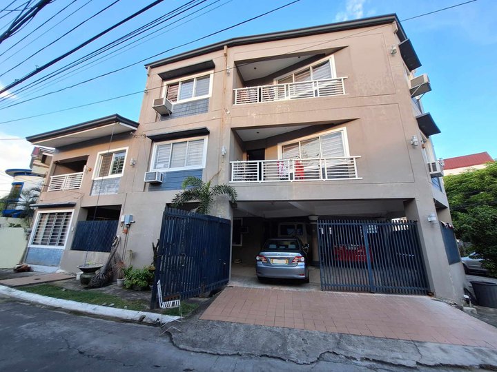 House & Lot with Apartment for sale in Las Pinas