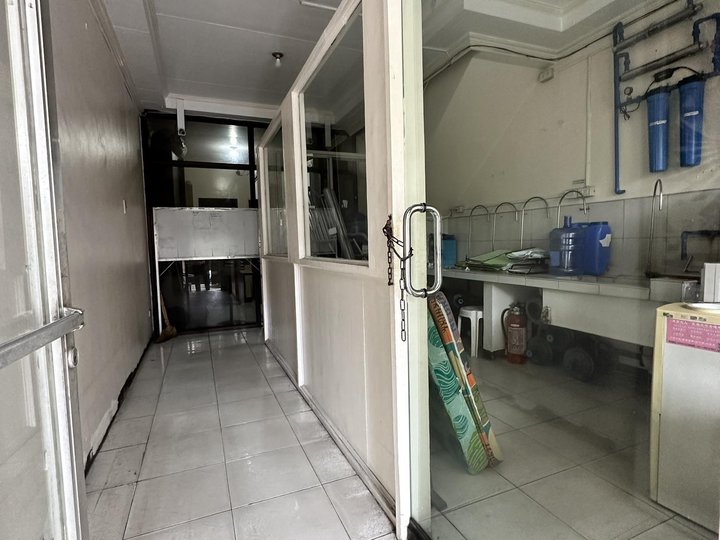 Well Maintained Townhouse For Sale in San Antonio Village, Makati