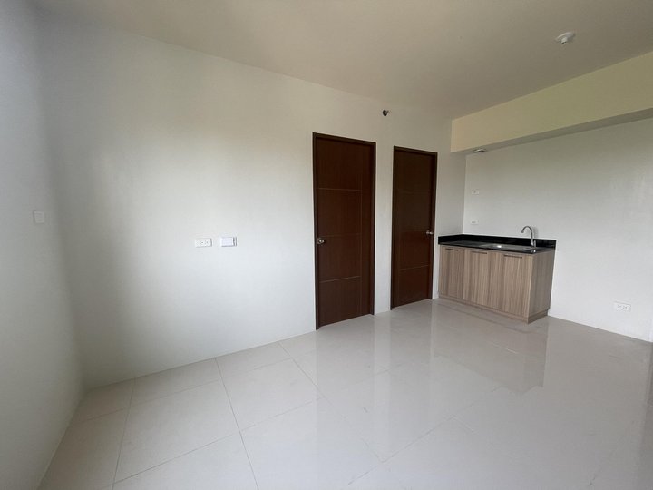 Condo For Sale in Cabanatuan City 2 BR