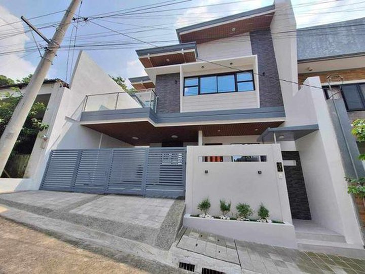 5 Bedroom, Single Attached House For Sale in Antipolo Rizal