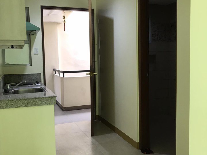 APARTMENT FOR RENT in WEST TRIANGLE QC