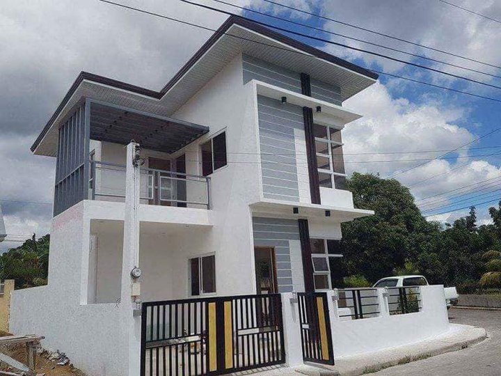 3 bedroom house for sale in Tanauan City near Startoll Exit