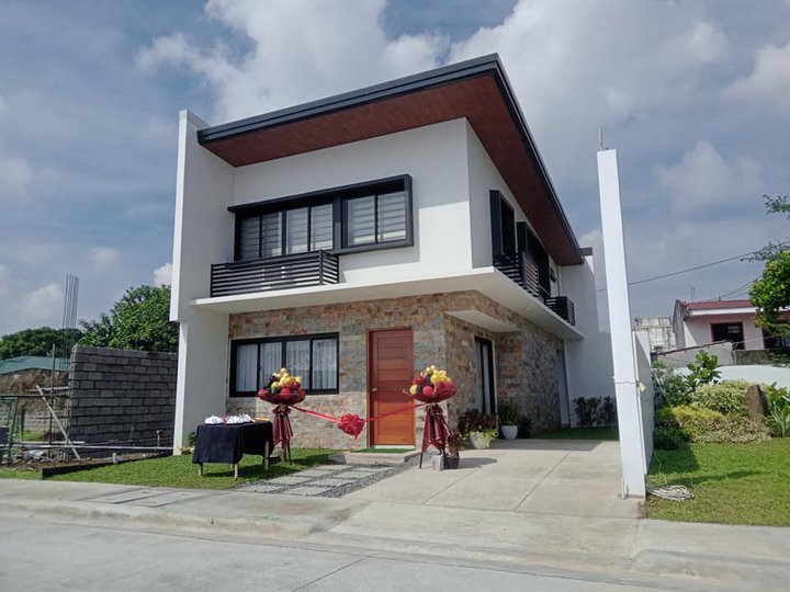 ZAPOTE MODEL TOWNHOUSE FOR SALE