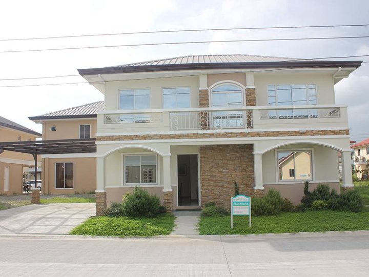 4 Bedroom House and Lot for Sale in Near Clark International Airport