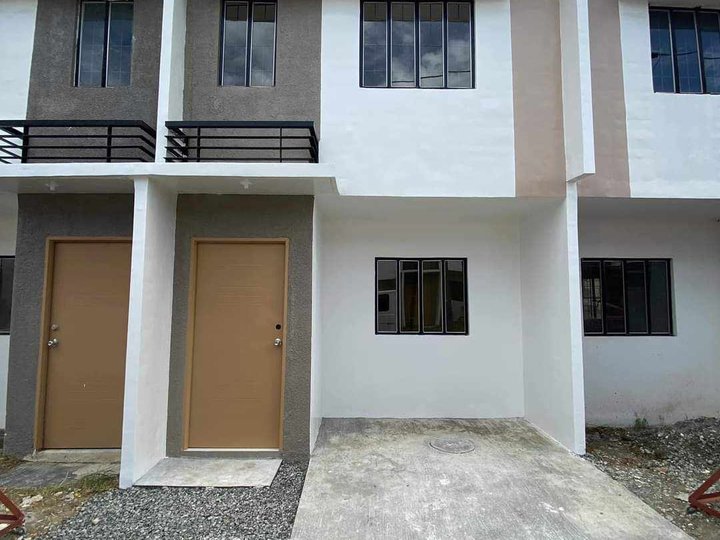 2-bedroom Townhouse For Sale in Plaridel Bulacan