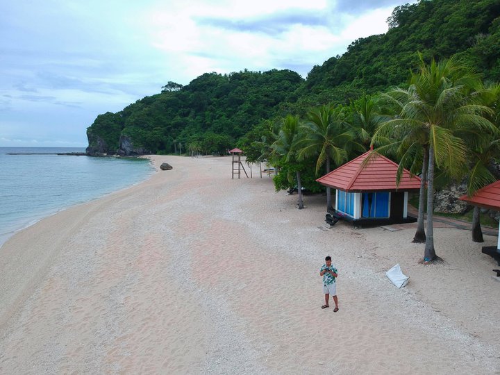 Affordable Beach House and Lot in San Juan Laiya Batangas Kota Keluarg