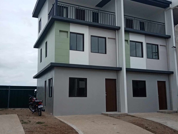 Ready for Occupancy Amaia Series Nuvali Townhouse For Sale