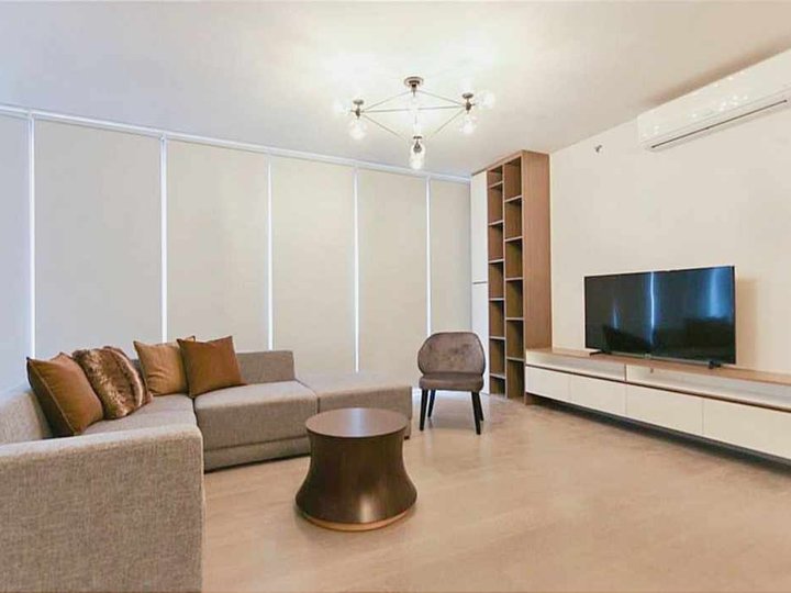 165.00 sqm 3-bedroom Condo For Sale in Makati at Proscenium