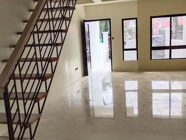 Ready to Move-In Townhouse in Las Pinas Near SM Southmall, Las Pinas