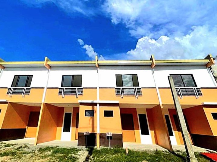 2 BR TOWNHOUSE FOR INVESTMENT IN MONTALBAN RIZAL
