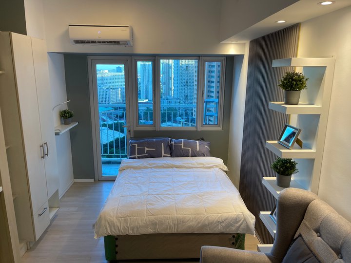 Modern Design Studio Condo with Balcony in Light Residences with access to MRT 3 Boni Station