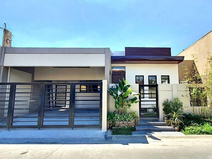 BUNGALOW RENOVATED HOUSE AND LOT IN BF HOMES PARANAQUE METRO MANILA
