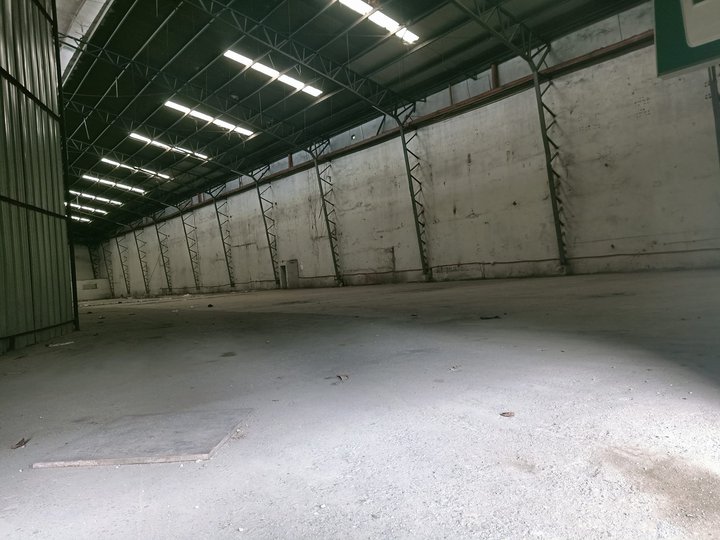 For rent! Warehouse 1000sqm