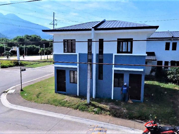 House and Lot in Santo Tomas Batangas