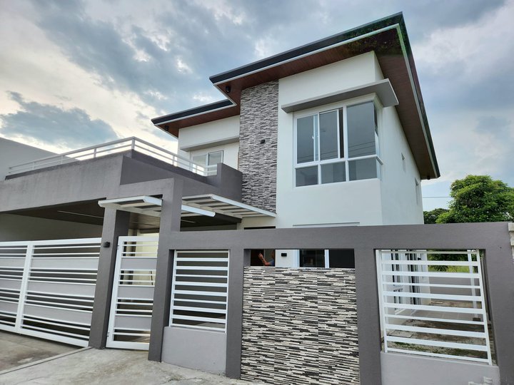 New 4 BR House in Rosewood Parkhomes Angeles City Pampanga