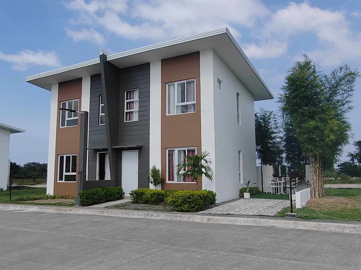 Verde Rosa: 2-bedroom Duplex House For Sale in Tanza Cavite