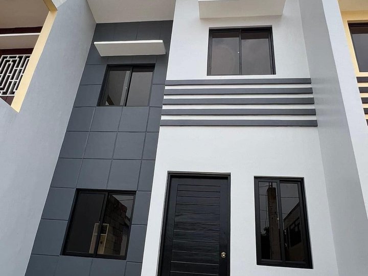 2-bedroom Townhouse For Sale in Marikina