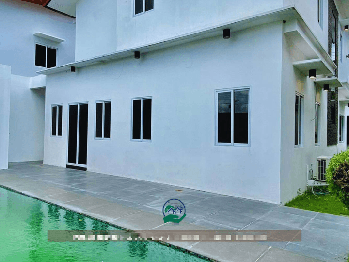 For Rent: Elegant 5-Bedroom House in a Prime Location