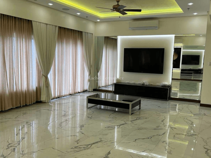 View of Penthouse apartment - Wikipedia