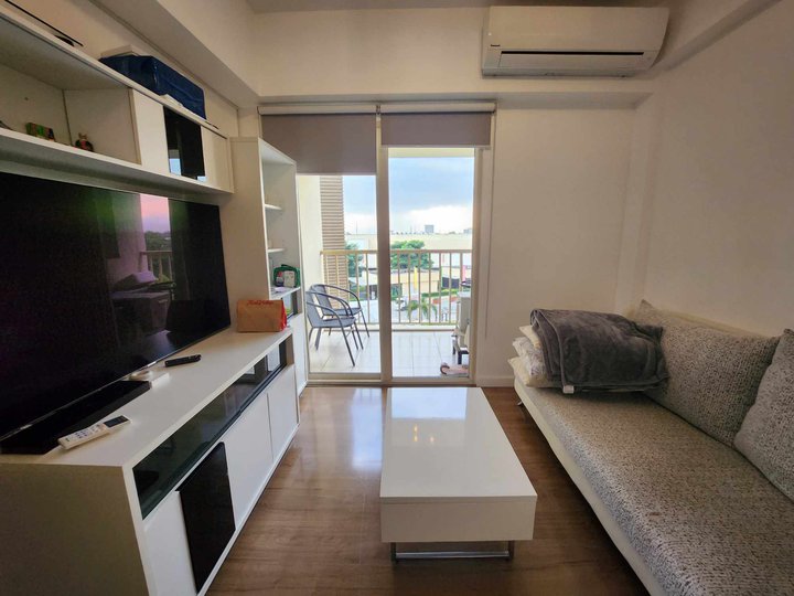 1Bedroom Fully Furnished Condo for sale in Marquee Residences with